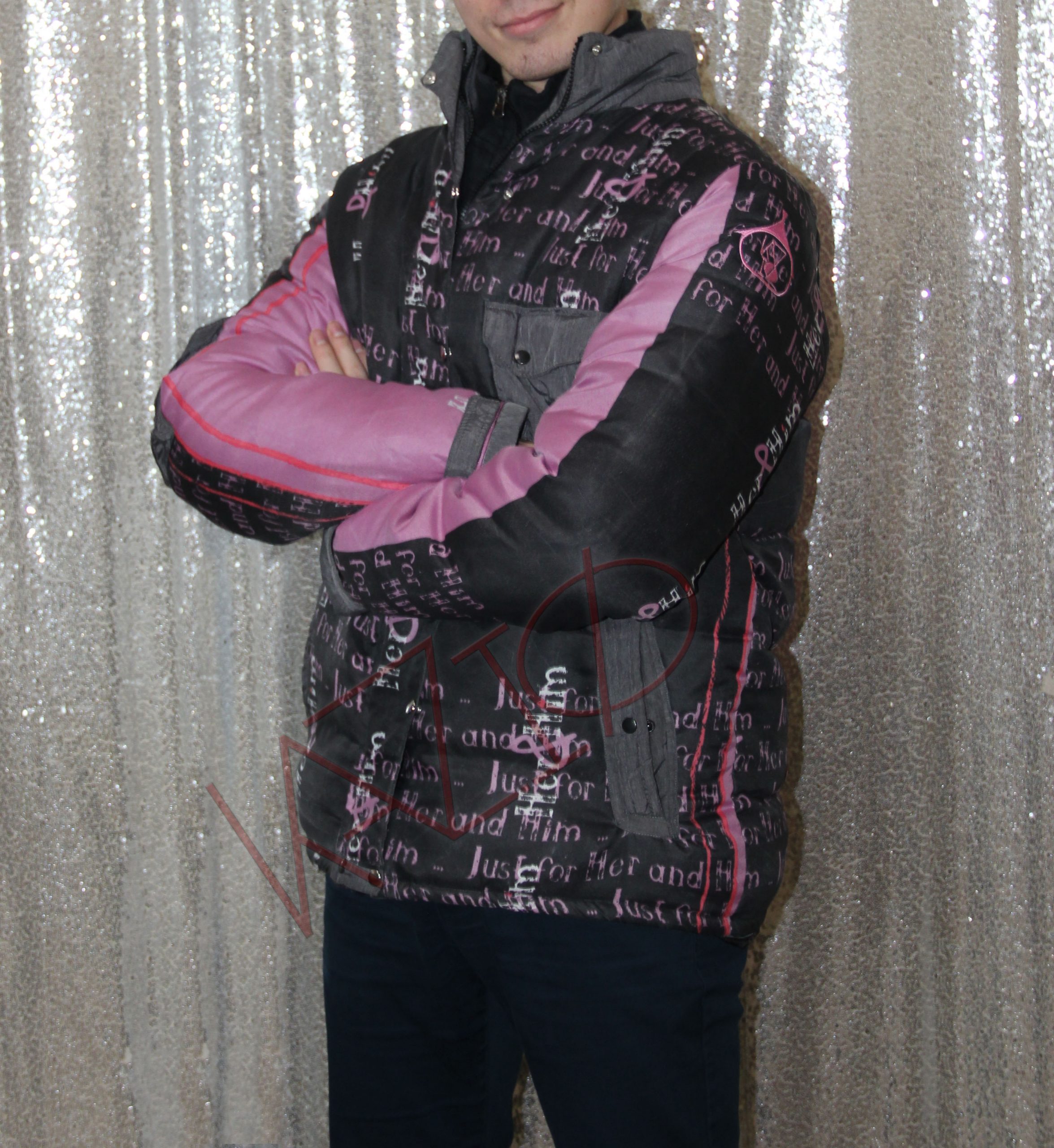 Doudoune mixte noire, gris et rose – Image 3