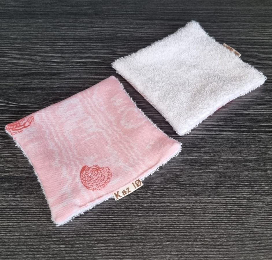 Distributeur Rose motifs crustacés – Image 4